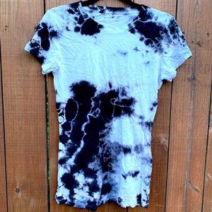 Women’s tie dyed/ bleached shirts